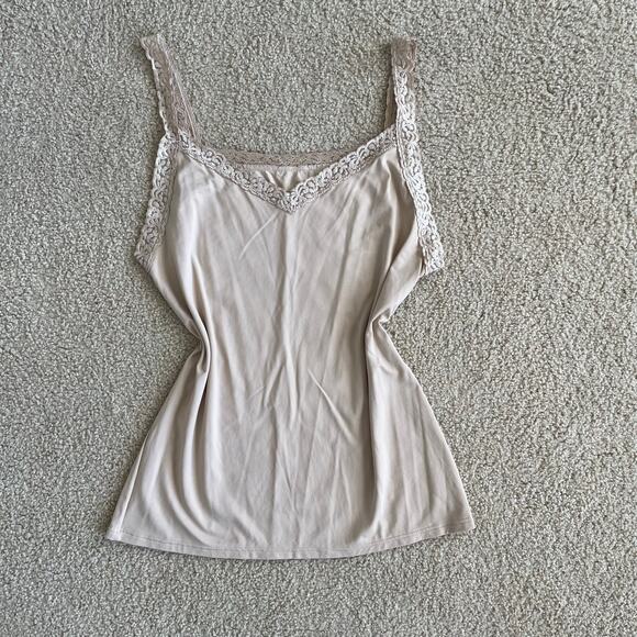 Vanity Fair Tops - Y2K Cream Lace Trim Coquette V Neck Cami - size M